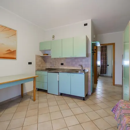 Nisportino Apartament *