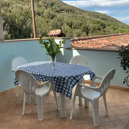 Nisportino Apartament *